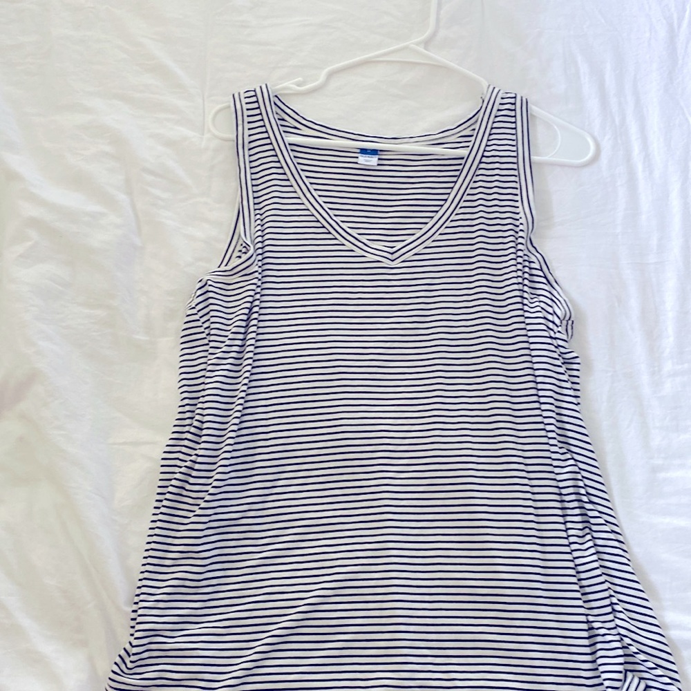 Old navy tank top